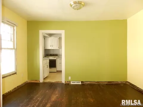 2132 S Holmes Ave, Springfield, IL 62704 photo 3