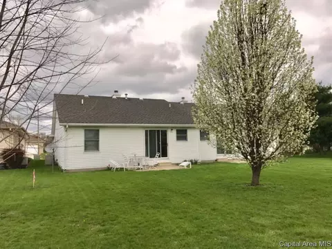 102 Genoa Dr, Springfield, IL 62703 photo 3