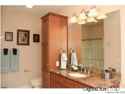 5821 Hedley Rd, Springfield, IL 62711 photo 7