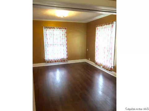 201 Pine St, Concord, IL 62631 photo 5