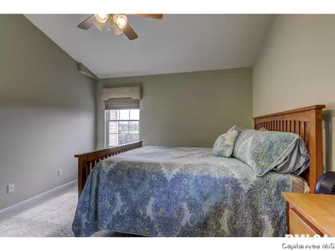 2822 Wordsworth, Springfield, IL 62711 photo 15