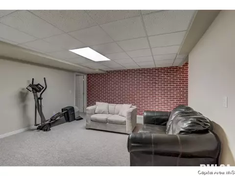 2822 Wordsworth, Springfield, IL 62711 photo 26