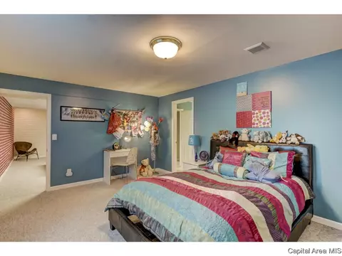 2822 Wordsworth, Springfield, IL 62711 photo 29