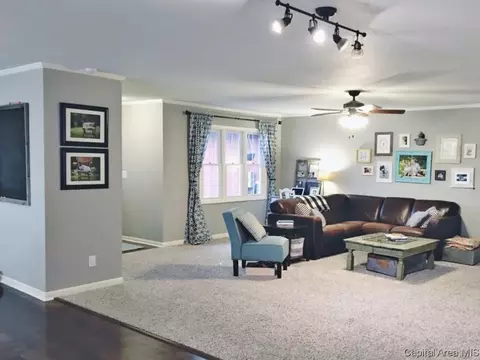 4016 Thornbrook Dr, Springfield, IL 62711 photo 6