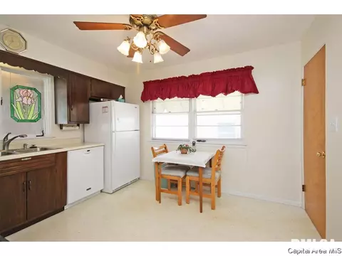 2533 S Walnut, Springfield, IL 62704 photo 12