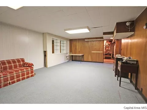 2533 S Walnut, Springfield, IL 62704 photo 27