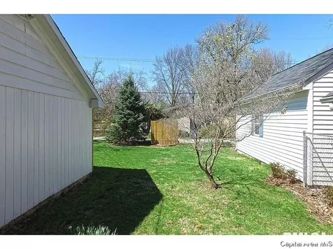 2533 S Walnut, Springfield, IL 62704 photo 32