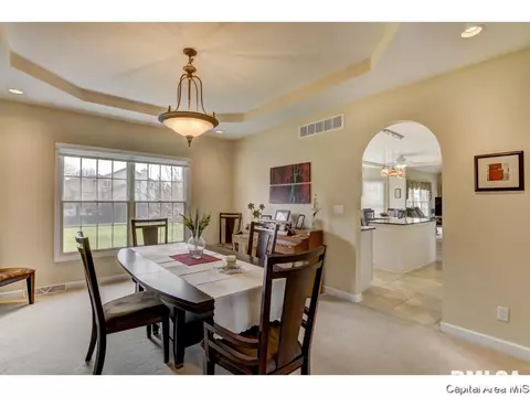 2609 Dickens, Springfield, IL 62711 photo 8