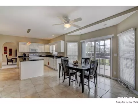 2609 Dickens, Springfield, IL 62711 photo 13