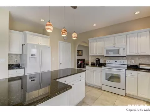 2609 Dickens, Springfield, IL 62711 photo 11