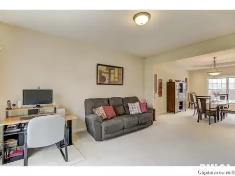 2609 Dickens, Springfield, IL 62711 photo 6