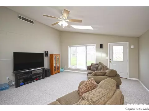 3169 Elmhurst Dr, Springfield, IL 62704 photo 14