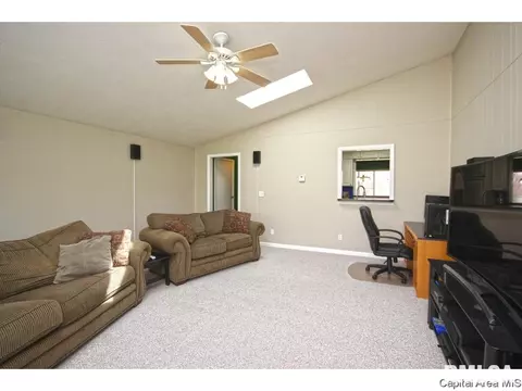 3169 Elmhurst Dr, Springfield, IL 62704 photo 15