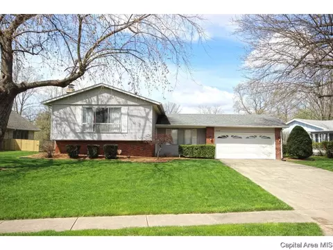 3169 Elmhurst Dr, Springfield, IL 62704 photo 1