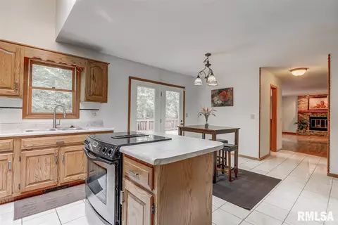 3916 W Bluffs Rd, Springfield, IL 62711 photo 10