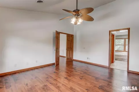 3916 W Bluffs Rd, Springfield, IL 62711 photo 18