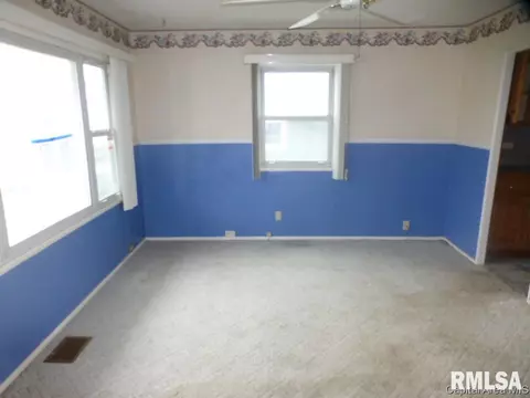3016 S 2nd Street St, Springfield, IL 62703 photo 3