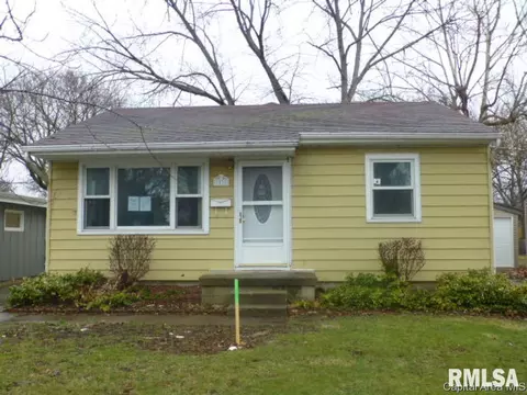 3016 S 2nd Street St, Springfield, IL 62703 photo 1
