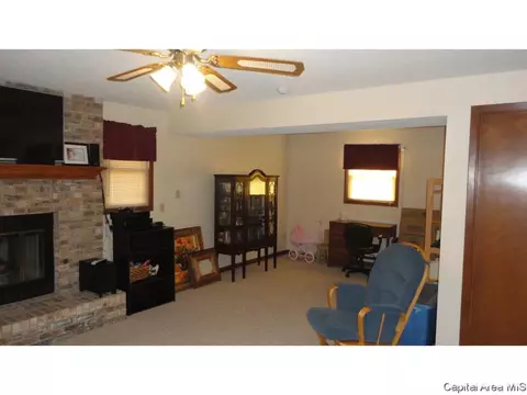 2304 Mayfair Rd, Springfield, IL 62703 photo 21