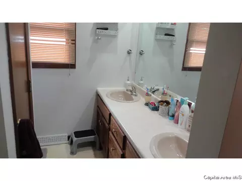 2304 Mayfair Rd, Springfield, IL 62703 photo 16