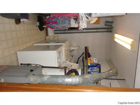 2304 Mayfair Rd, Springfield, IL 62703 photo 26