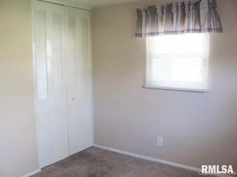 2109 Stonehenge, Springfield, IL 62702 photo 16