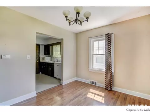 2424 S 7th, Springfield, IL 62703 photo 13
