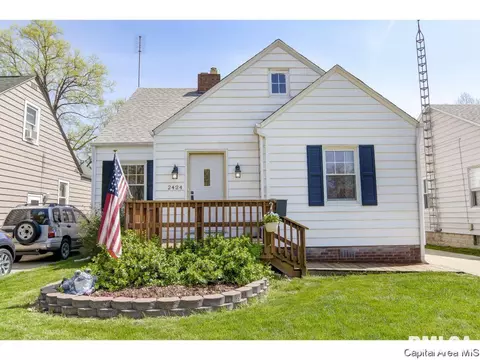 2424 S 7th, Springfield, IL 62703 photo 1