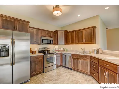 3424 Pinyon Dr, Springfield, IL 62711 photo 8
