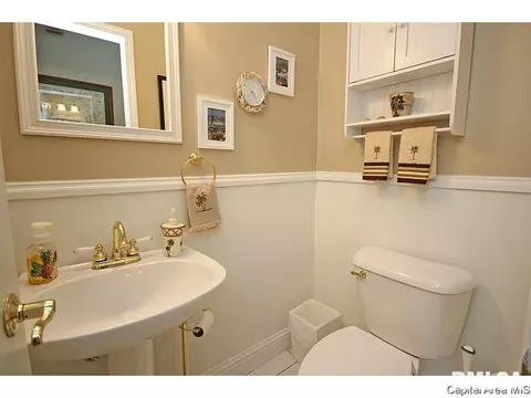4012 Old Ml, Springfield, IL 62711 photo 12