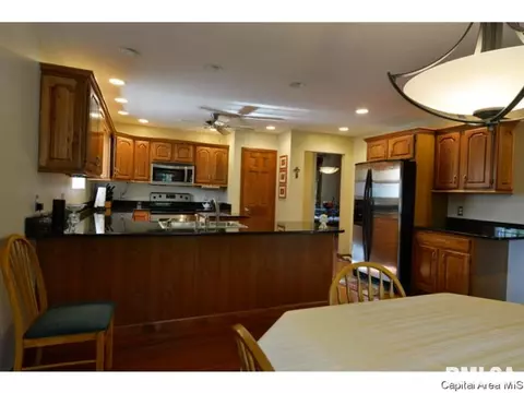 2925 Cider Mill Ln, Springfield, IL 62702 photo 13