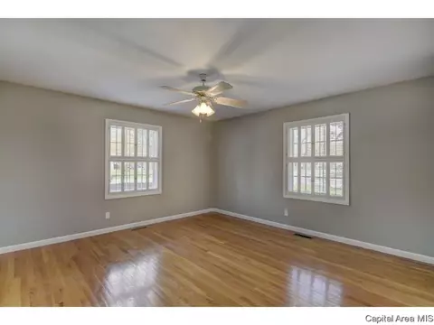 1300 Cherry Rd, Springfield, IL 62704 photo 16