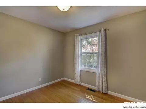 1300 Cherry Rd, Springfield, IL 62704 photo 20