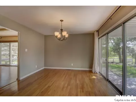 1300 Cherry Rd, Springfield, IL 62704 photo 11