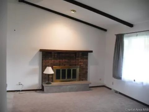 3025 Sherborn Rd, Springfield, IL 62702 photo 3