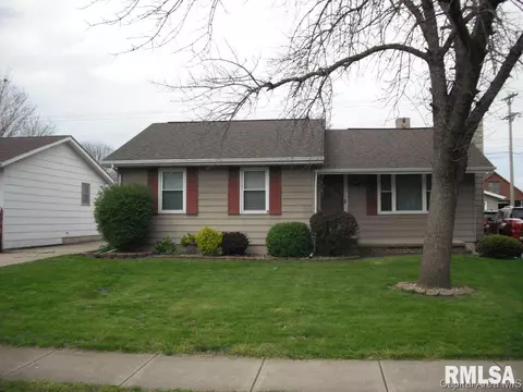 3025 Sherborn Rd, Springfield, IL 62702 photo 1
