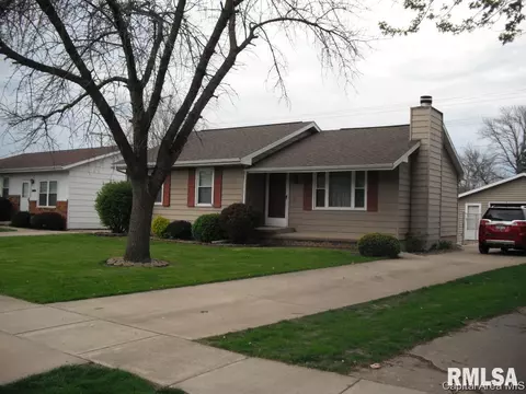 3025 Sherborn Rd, Springfield, IL 62702 photo 2