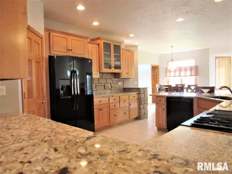 4100 Tarragon Ct, Springfield, IL 62711 photo 4