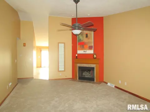 6907 Montrose, Springfield, IL 62711 photo 3