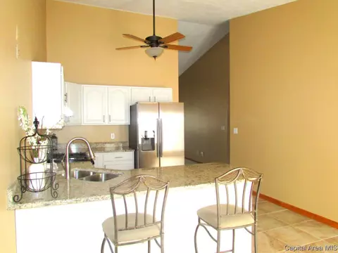 6907 Montrose, Springfield, IL 62711 photo 6