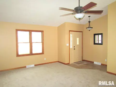 6907 Montrose, Springfield, IL 62711 photo 5