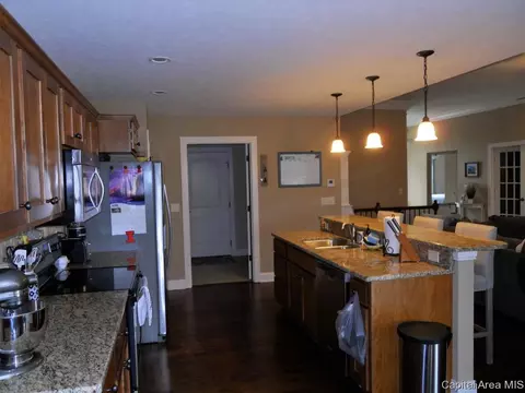 1513 Pine Creek Dr, Springfield, IL 62711 photo 7