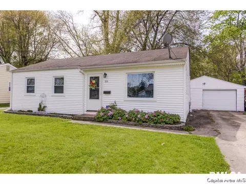 915 Johnson Ln, Springfield, IL 62702 photo 1