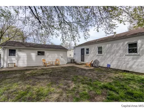 915 Johnson Ln, Springfield, IL 62702 photo 22