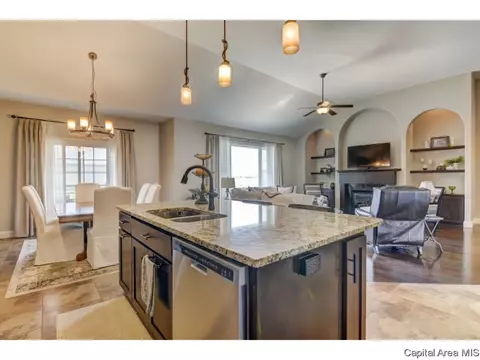 2800 Castlerock Rdg, Springfield, IL 62707 photo 14