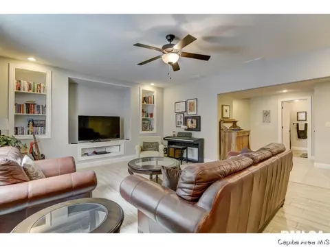 2800 Castlerock Rdg, Springfield, IL 62707 photo 27