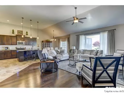 2800 Castlerock Rdg, Springfield, IL 62707 photo 11
