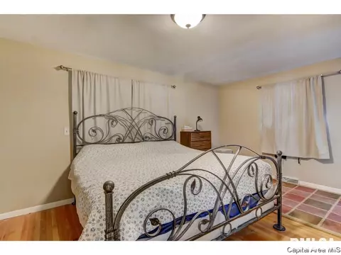 56 Maple Grv, Springfield, IL 62712 photo 6
