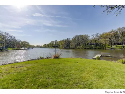 56 Maple Grv, Springfield, IL 62712 photo 2