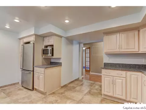 56 Maple Grv, Springfield, IL 62712 photo 7